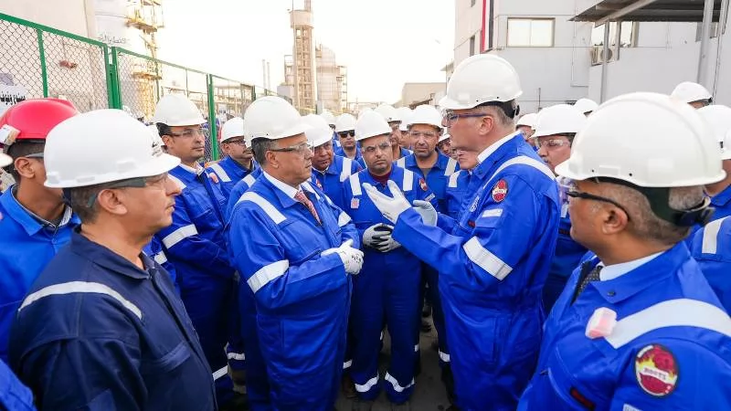 وزير البترول يتفقد الوحدات الإنتاجية لـ